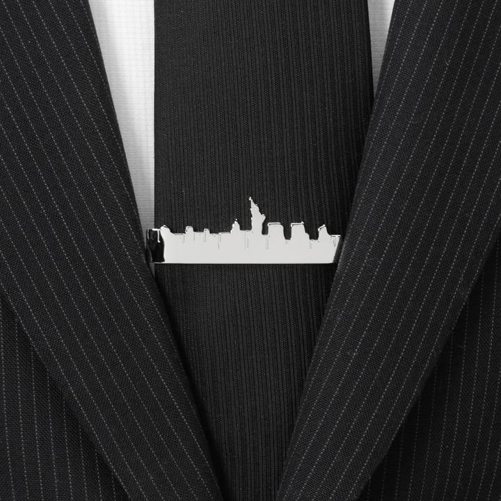New York Skyline Tie Bar Image 2