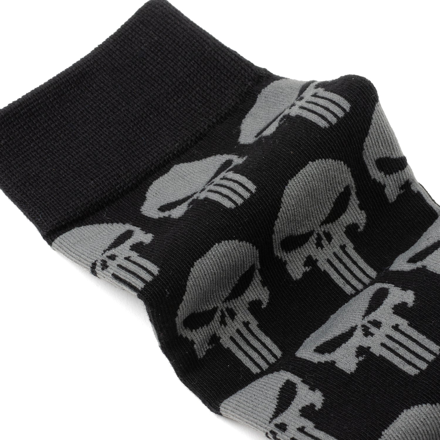 Marvel Punisher Black Socks and Silver Lapel Pin Gift Set Image 2