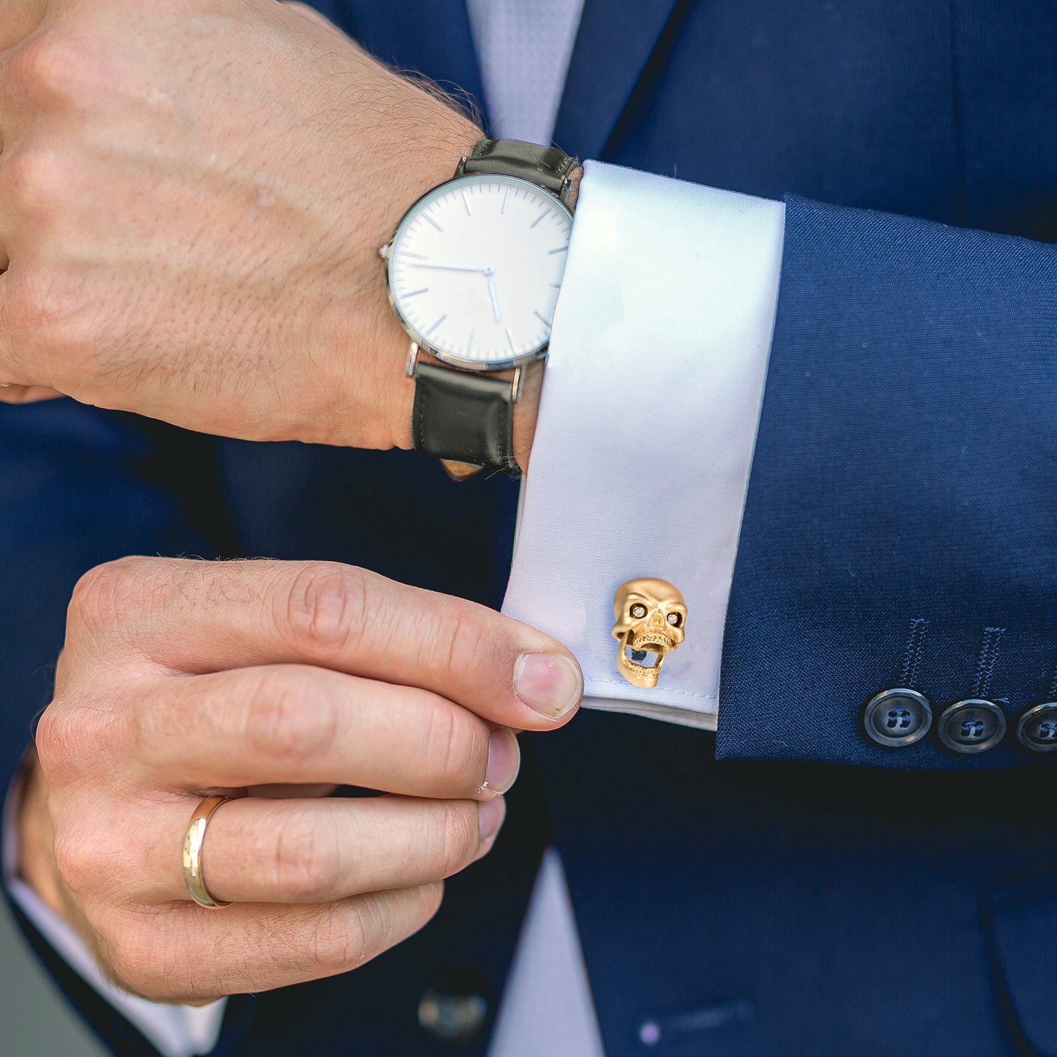 18K Yellow Gold Skull Cufflinks with Popping Diamond Eyes Image 3