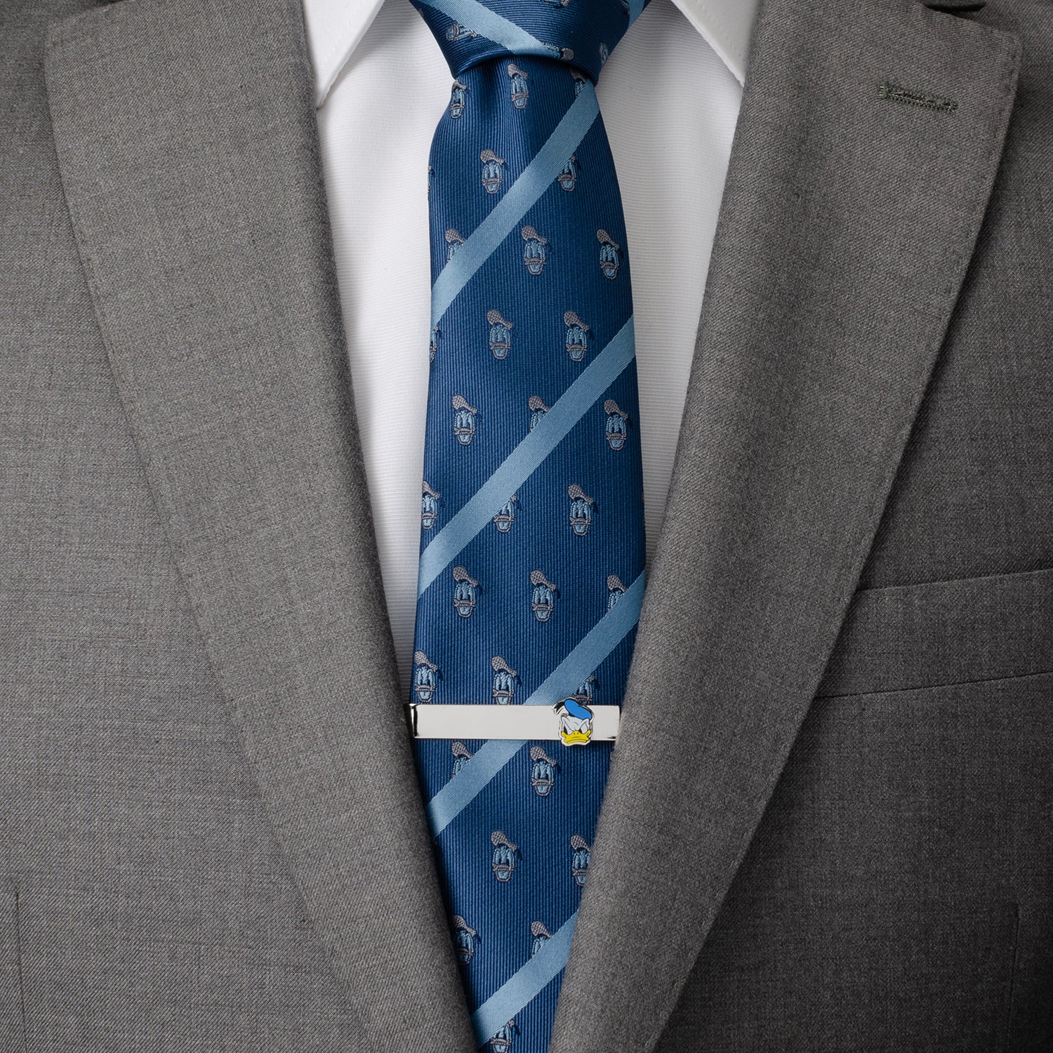 Donald Duck Tie Bar Image 2