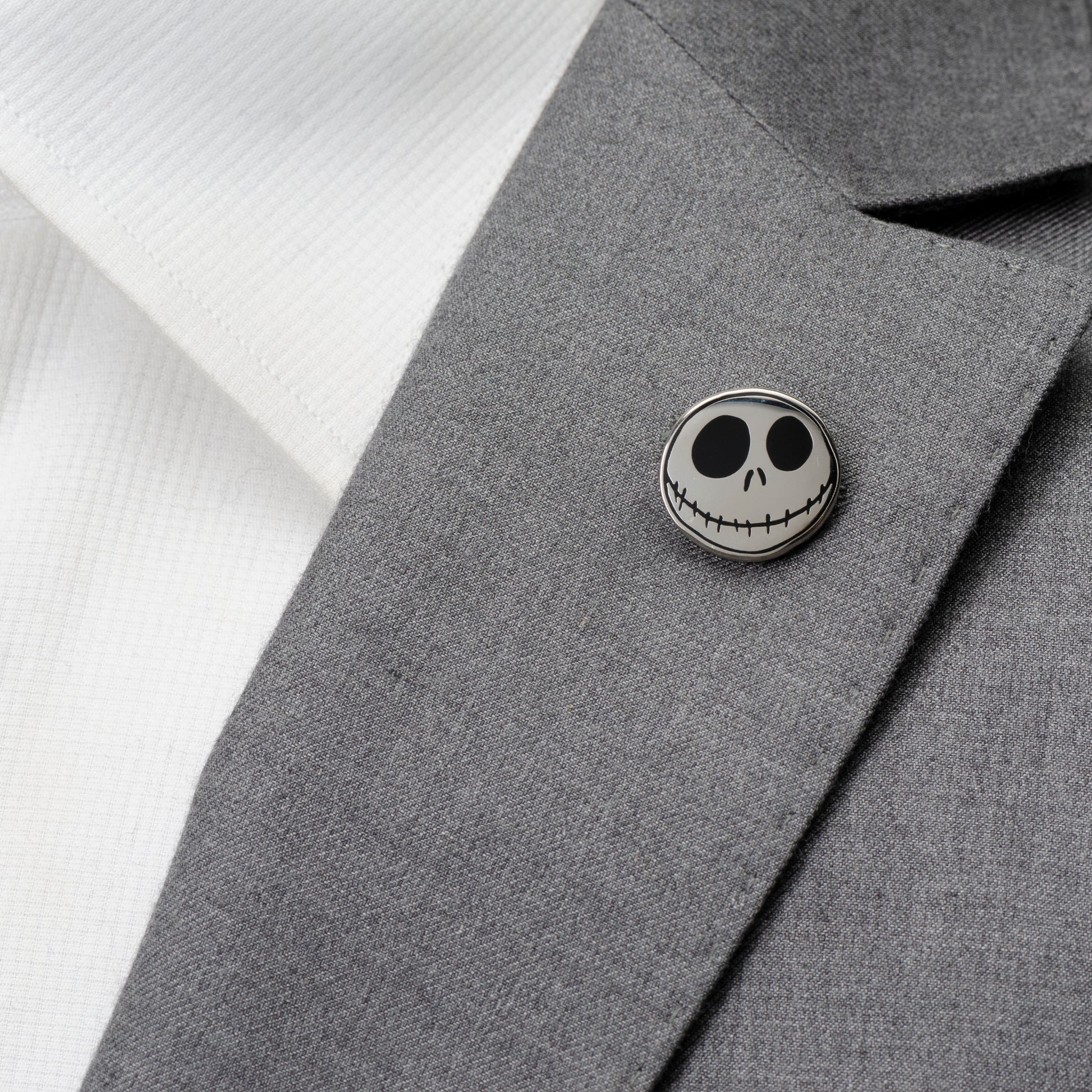 Jack Skellington Lapel Pin Image 4