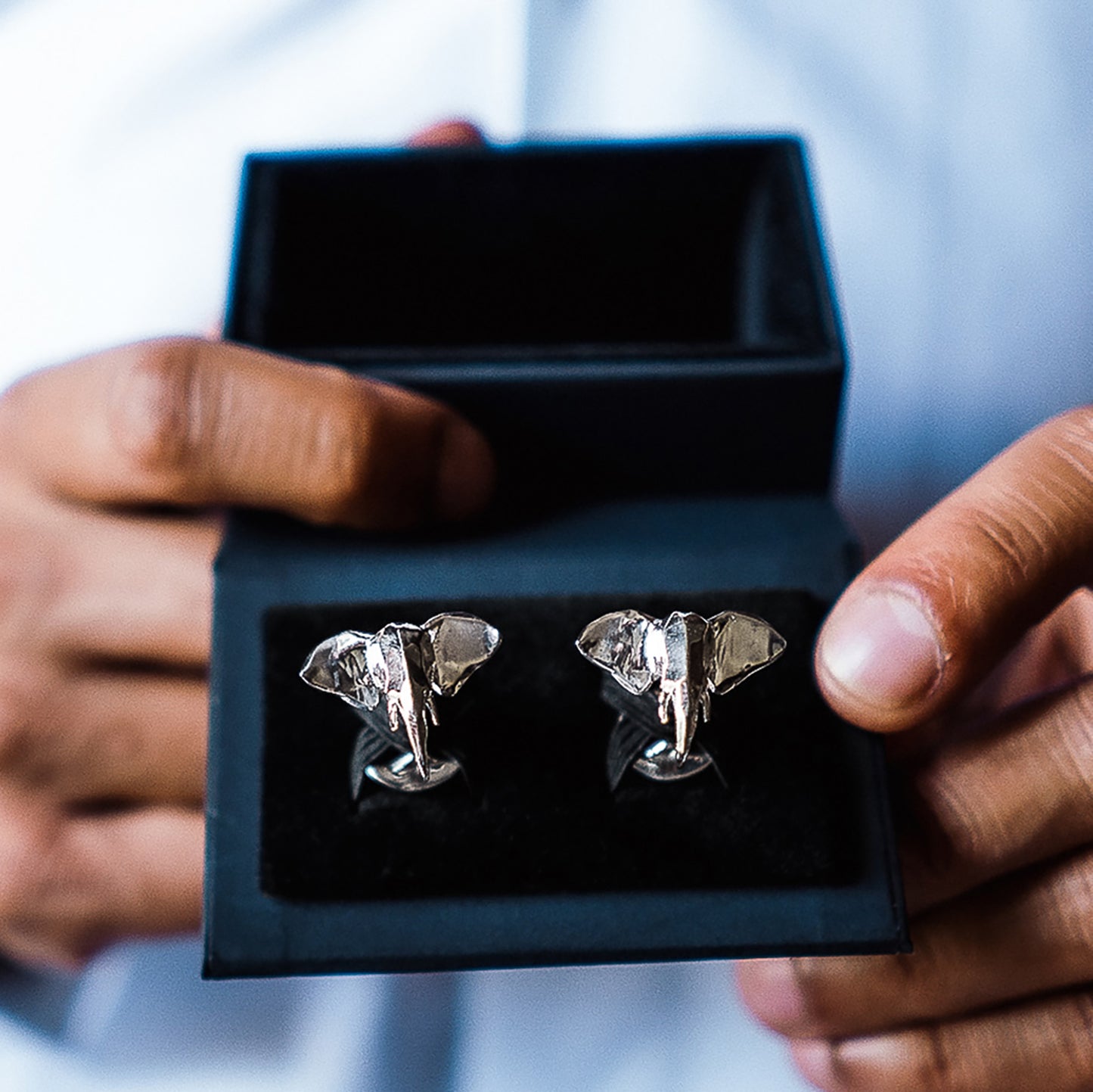 "Faceted Ziggy" Geometric Elephant Cufflinks Image 5