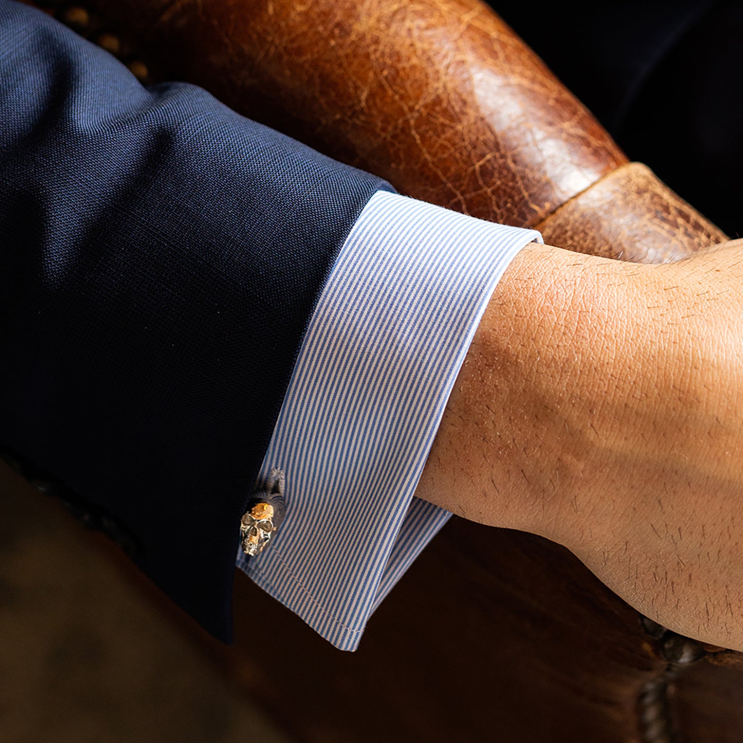 "Poor Yorick" Faceted Skull Cufflinks Image 3