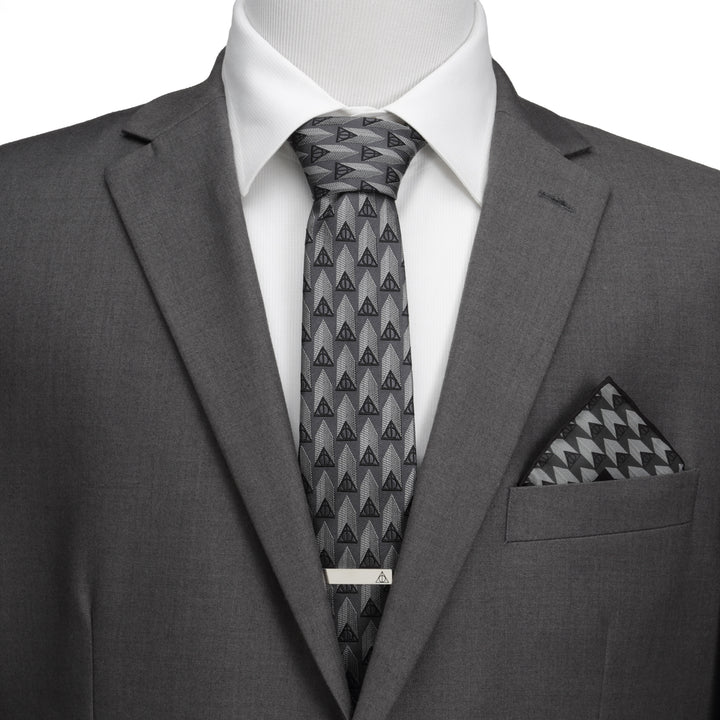Deathly Hallows Gray Necktie Gift Set Image 4