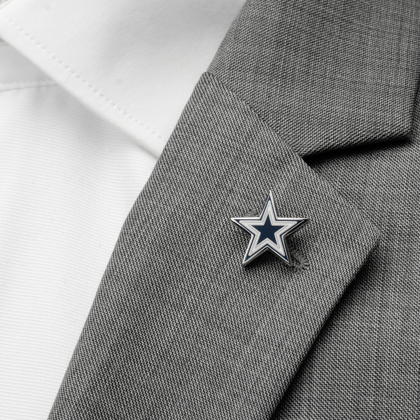 Dallas Cowboys Lapel Pin Image 2