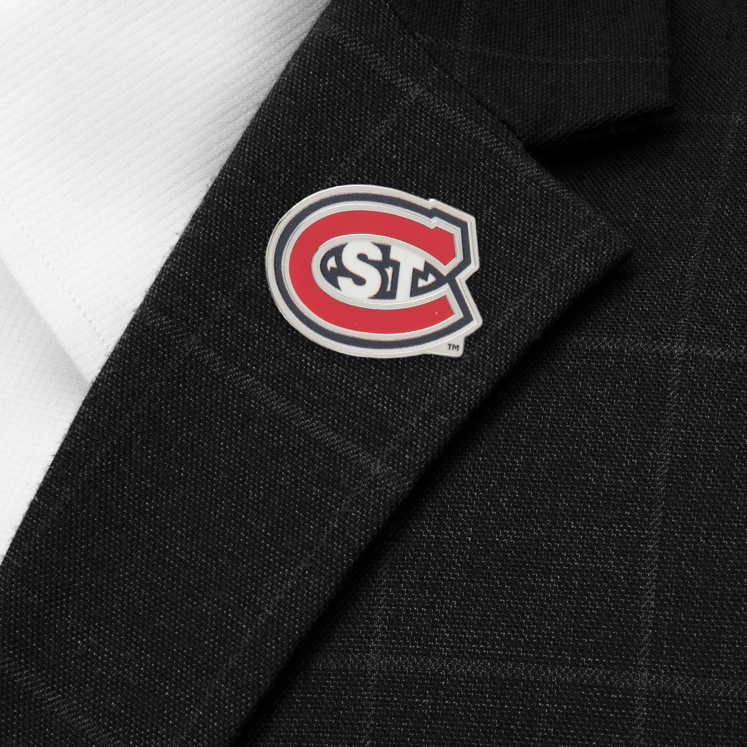 St. Cloud State Husky Mascot Lapel Pin Image 2