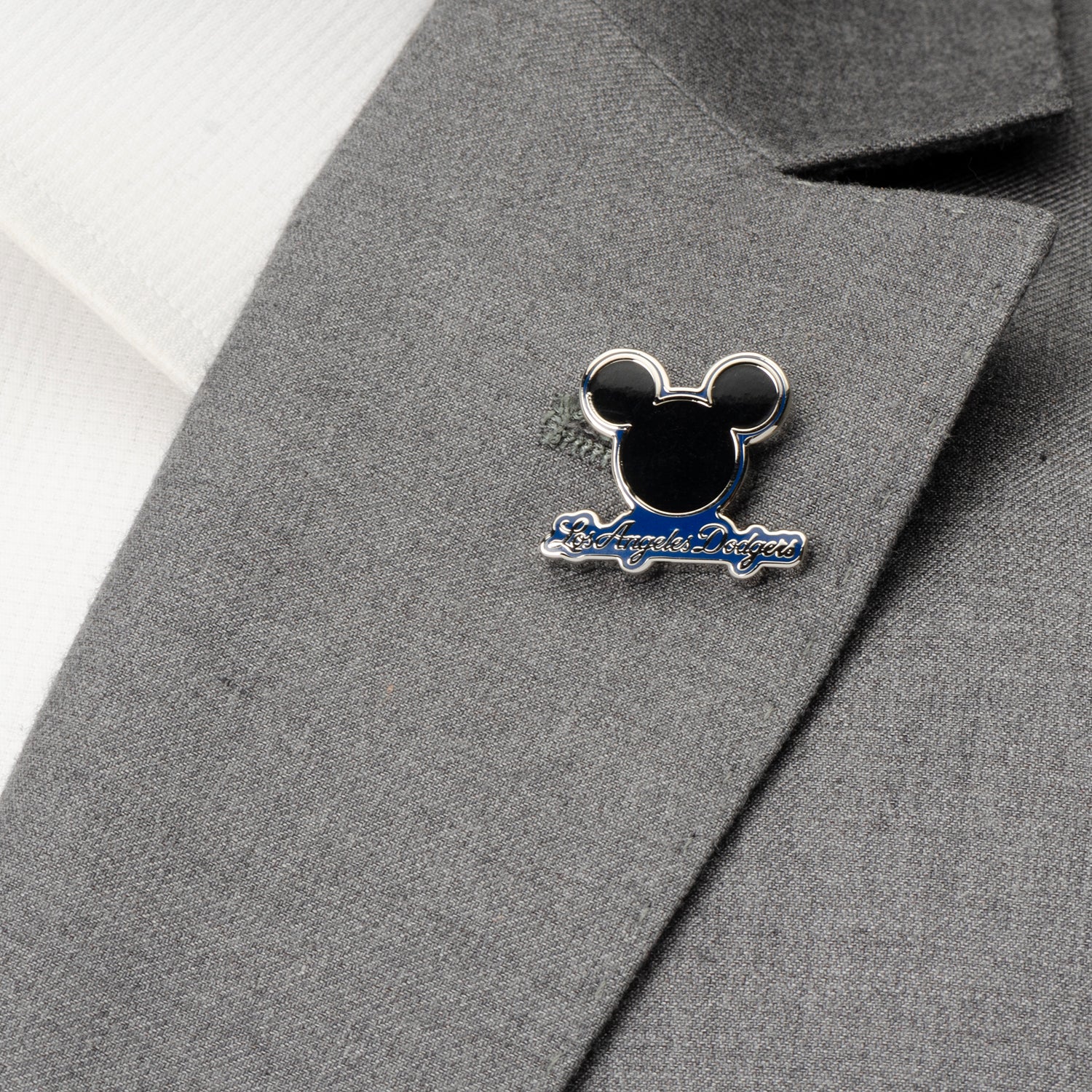 Mickey & LA Dodgers Lapel Pin Image 4