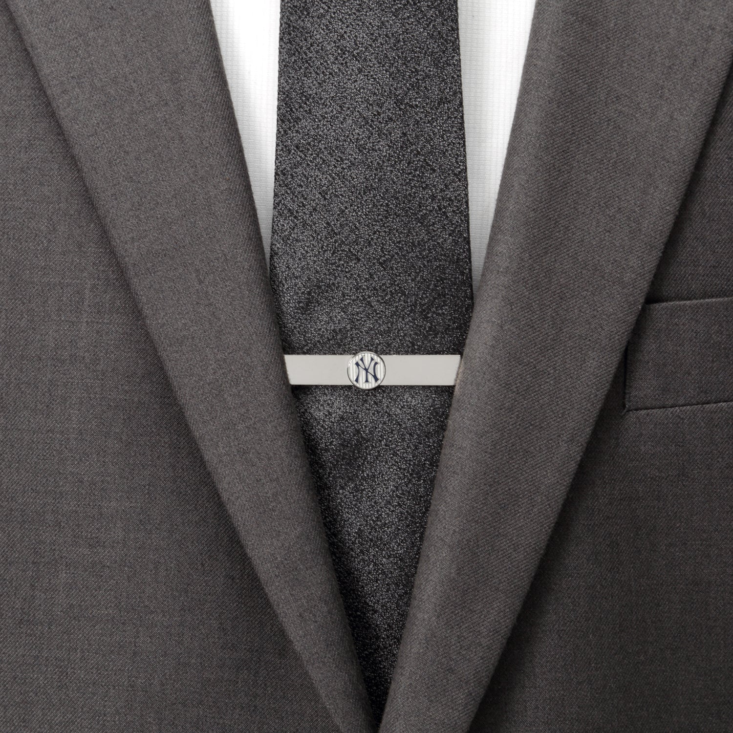 New York Yankees Pinstripe Tie Bar Image 2