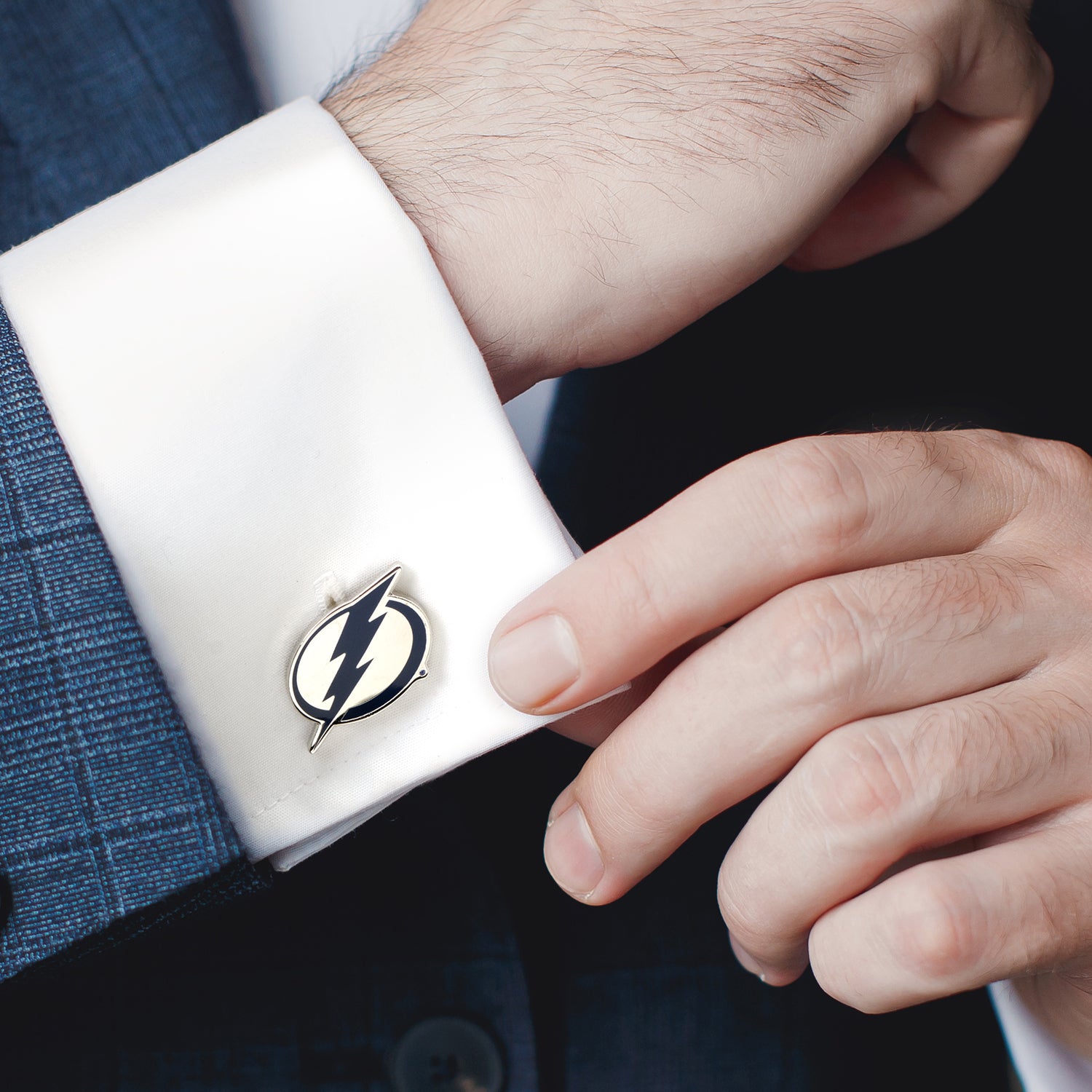 Tampa Bay Lightning Cufflinks Image 2