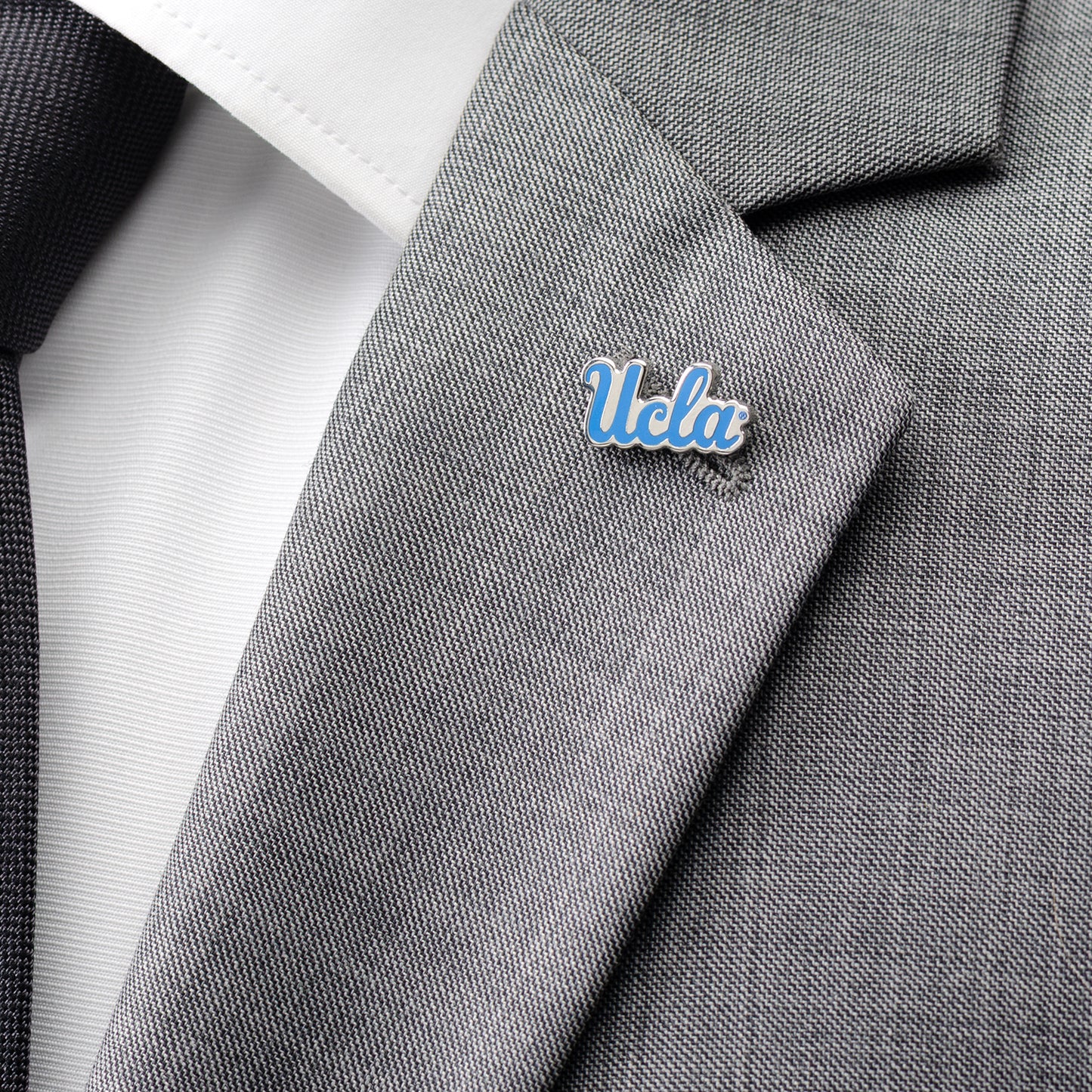 UCLA Bruins Lapel Pin Image 2