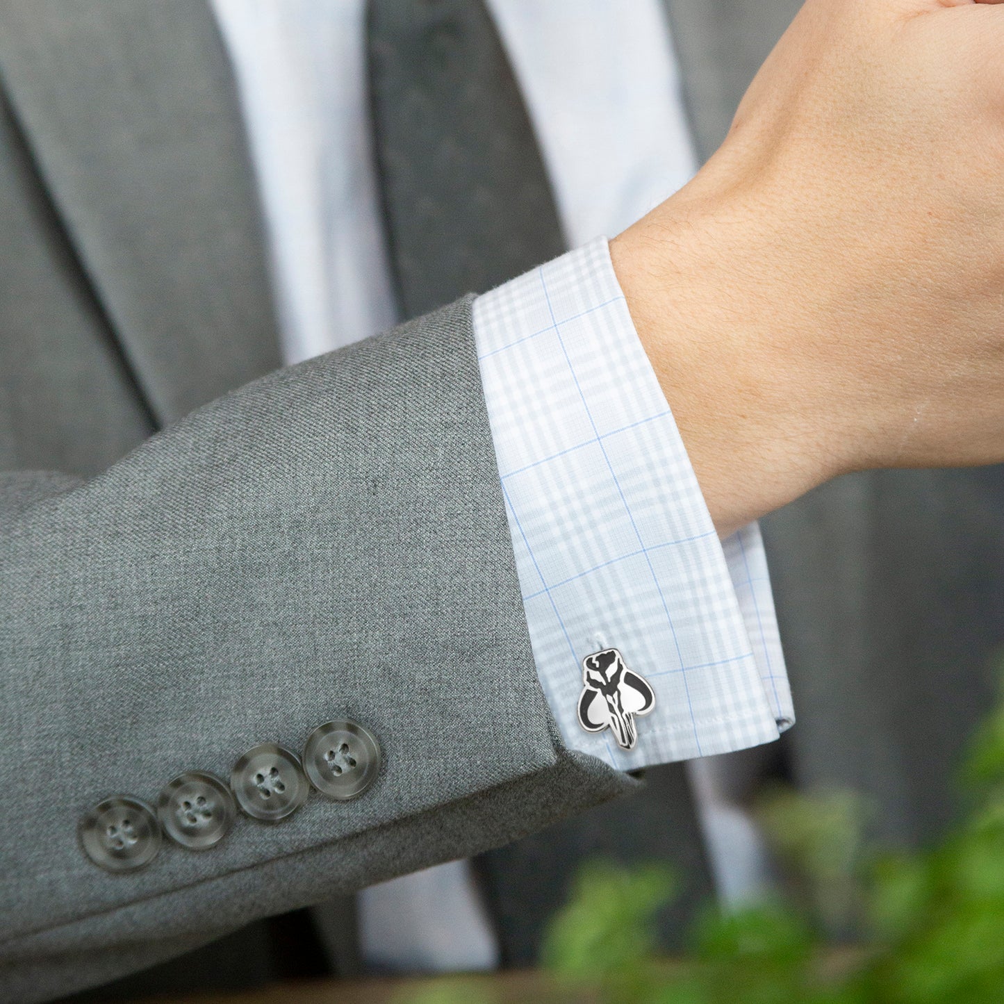 The Mandalorian Cufflinks and Tie Bar Gift Set Image 7