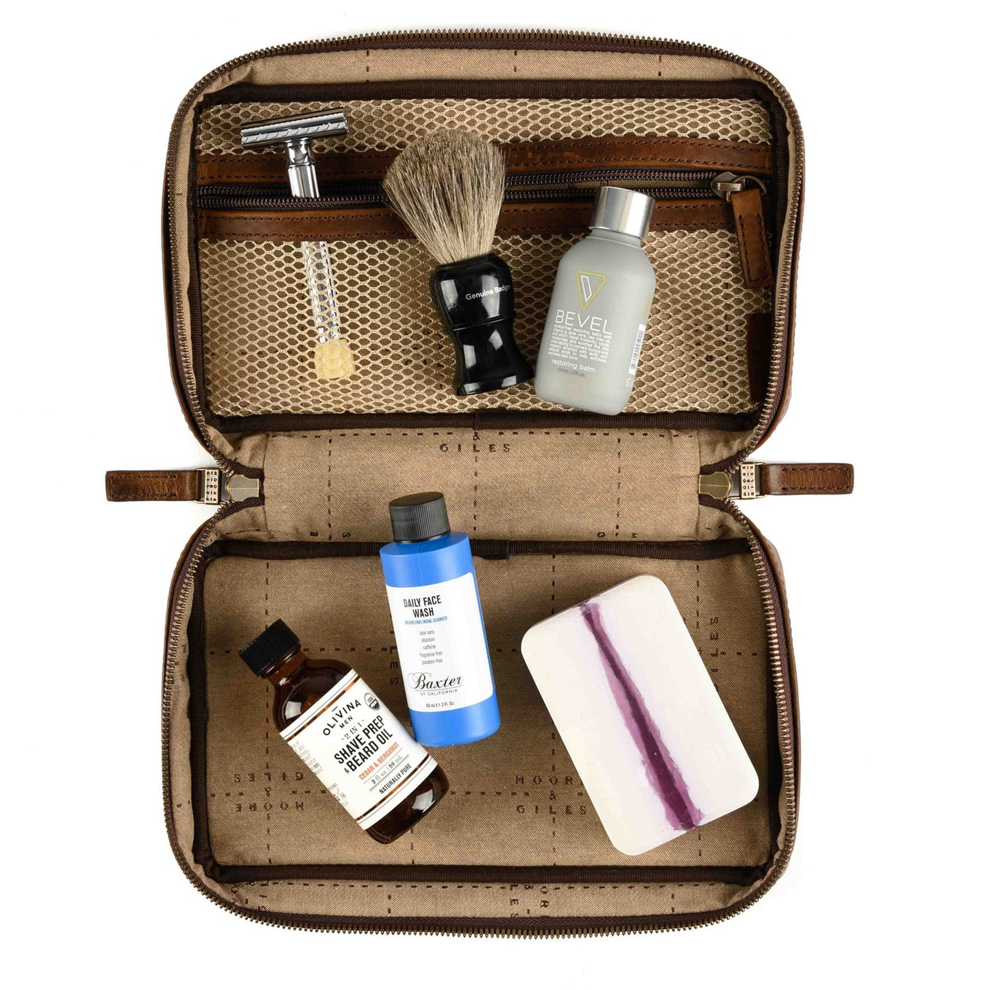 Kent Travel Kit in Baldwin Oak Image 2