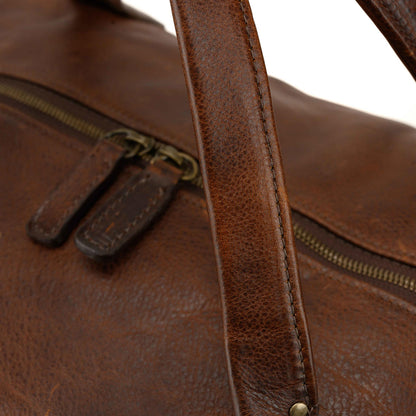 Benedict Weekend Bag in Titan Milled Brown Image 6